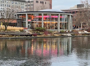 washington/spokane/south-perry-district/landmark/looff-carrousel-and-gift-shop
