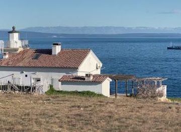 croatia/rovinj/landmark/lighthouse-marlera