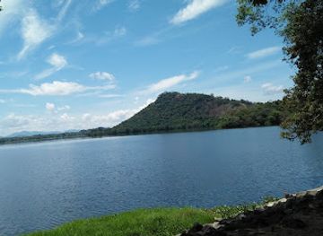 sri-lanka/ampara-district/landmark/horabora-wewa