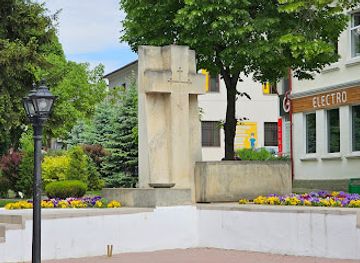 moldova/orhei/landmark/monumentul-eroilor-cazuti-in-conflictul-armat-de-pe-nistru