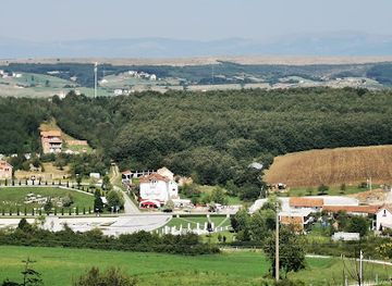 kosovo/nokshiq/landmark/memorial-complex-adem-jashari