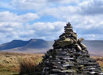 united-kingdom/brecknockshire/landmark/fan-frynych