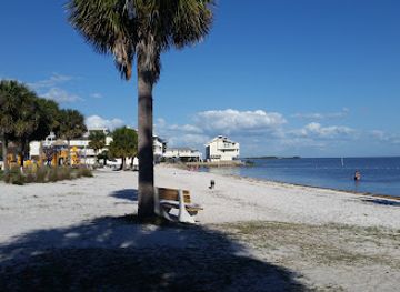 florida/cedar-key/landmark/cedar-key-pirate-invasion