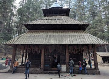 india/manali/landmark/ghatotkach-tree-temple