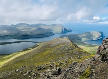 faroe-islands/koltur/landmark/slattaratindur