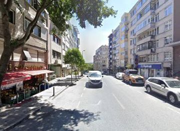 turkiye/istanbul/besiktas/landmark/kapicilar-krali