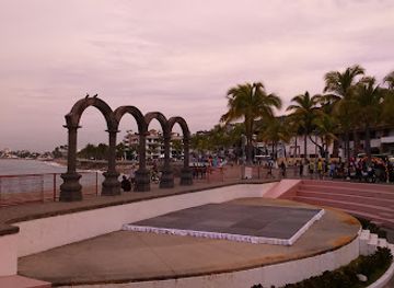 mexico/puerto-vallarta/marina-vallarta/landmark/welcome-to-puerto-vallarta
