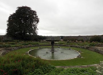 ireland/county-laois/landmark/heywood-gardens-lutyens