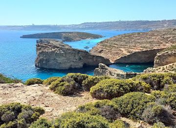 malta/blue-lagoon/landmark/abandoned-isolation-hospital