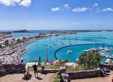 sint-maarten/guana-bay/landmark/st-maarten-presidential-tours