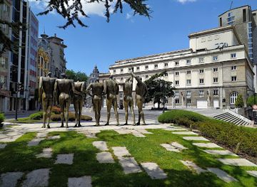 spain/asturias/landmark/monumento-a-la-concordia