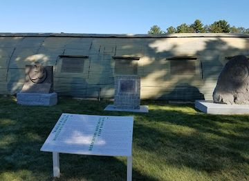 rhode-island/south-county/landmark/seabee-museum-memorial-park