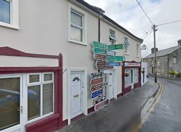 ireland/the-burren/landmark/burren-hill-walks