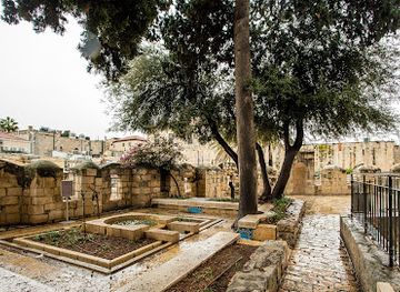israel/jerusalem-district/landmark/little-western-wall