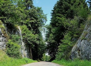 hungary/bukk/landmark/olasz-kapu