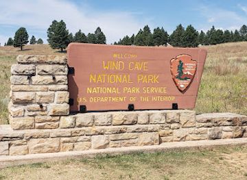 south-dakota/west-river/landmark/wind-cave-national-park-visitor-center
