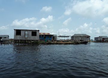 togo/lake-togo-area/landmark/lake-nokoue