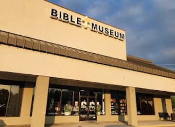 tennessee/pigeon-forge/landmark/tennessee-bible-museum