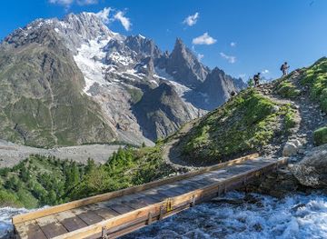 italy/courmayeur/landmark/col-checruit