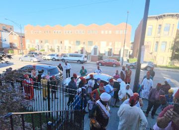 illinois/corn-belt/landmark/unity-hall