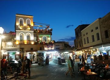 greece/dodecanese/landmark/evreon-martyron-jewish-martyrs-square