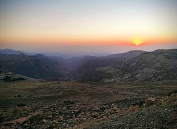 jordan/eastern-highlands/landmark/edge-of-the-world