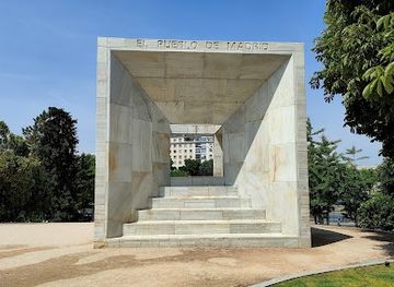 spain/madrid/landmark/monumento-del-pueblo-de-madrid-a-la-constitucion-espanola-de-1978