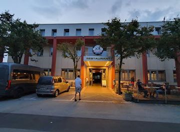 slovenia/sezana/landmark/prunk-hotel-sezana