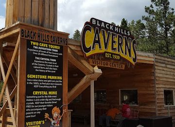 south-dakota/rapid-city/landmark/black-hills-caverns