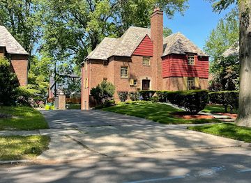 ohio/northeast-ohio/landmark/forest-hill-historic-district