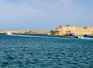 malta/grand-harbour/landmark/valletta-harbours