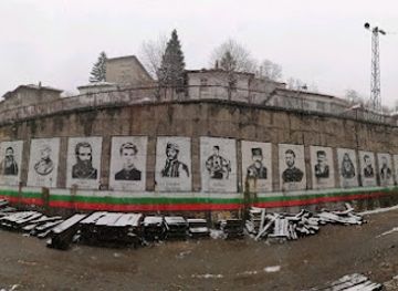 bulgaria/northeast-bulgaria/landmark/national-heroes-mural