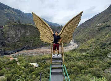 ecuador/oriente/landmark/aventura-san-martin-park