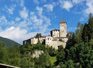 italy/south-tyrol/landmark/taufers-castle