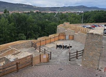 spain/pamplona/landmark/paseo-de-ronda-con-santo-domingo