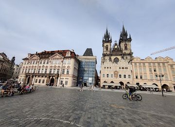 czechia/prague/new-town/landmark/wenceslas-square