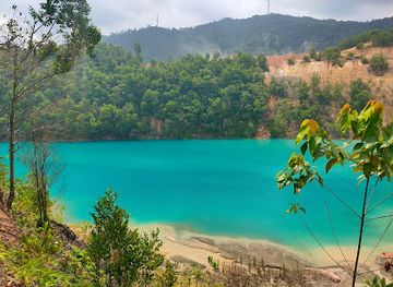 malaysia/west-coast/landmark/tasik-biru-bukit-ibam