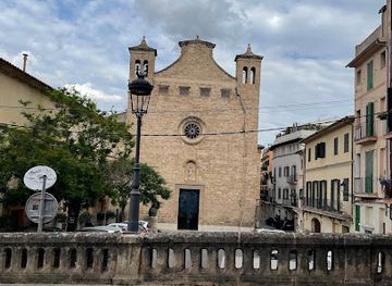 spain/palma-de-mallorca/landmark/ficus-de-la-misericordia