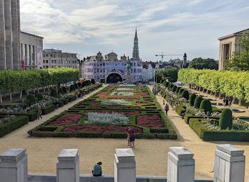 belgium/land-of-waas/landmark/carillon-of-the-mount-of-the-arts