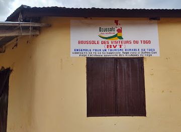 togo/plateaux-region/landmark/boussole-des-visiteurs-du-togo-bvt