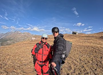 switzerland/zermatt/landmark/zermatt-paragliding