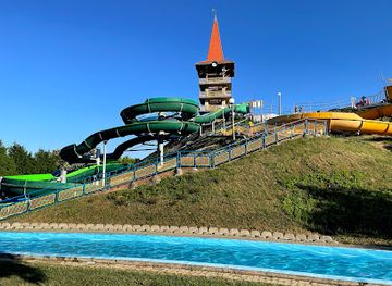 hungary/zalaegerszeg/landmark/aquacity-waterslide-and-adventure-park