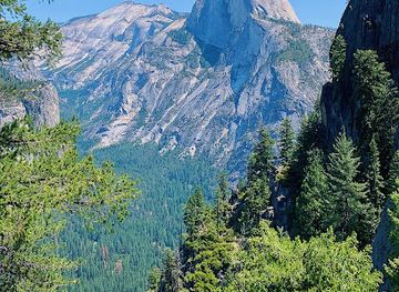california/yosemite-village/landmark/nature-center-at-happy-isles
