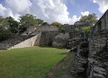 mexico/yucatan-peninsula/landmark/archaeological-zone-of-kohunlich