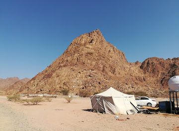 saudi-arabia/najd/landmark/wadi-e-jin