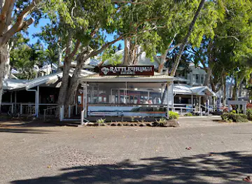 Williams Esplanade Palm Cove
