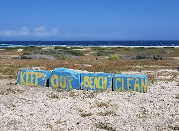 aruba/sero-blanco/landmark/red-anchor