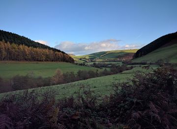 united-kingdom/radnorshire/landmark/water-break-its-neck