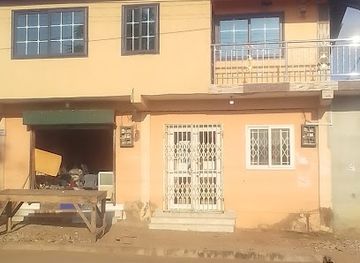 ghana/kokrobite/landmark/akweteman-chief-palace