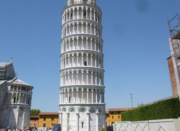 italy/pisa/landmark/infopoint-turistico-pisa-turismo-duomo